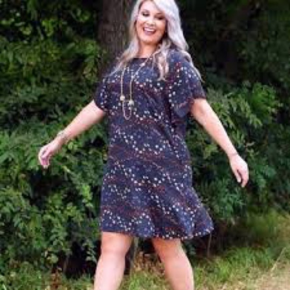 CAbi Muse Floral Flutter Sleeve Dress Size XL - Picture 3 of 11